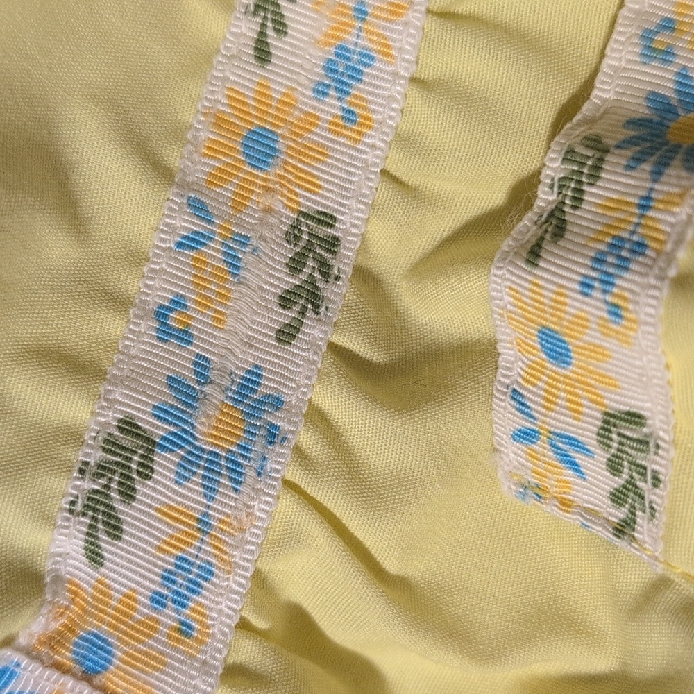 60s 70s Vintage Girls Yellow Floral Trim Jacket Size‎ Medium MCM Groovy Rare - Picture 4 of 8